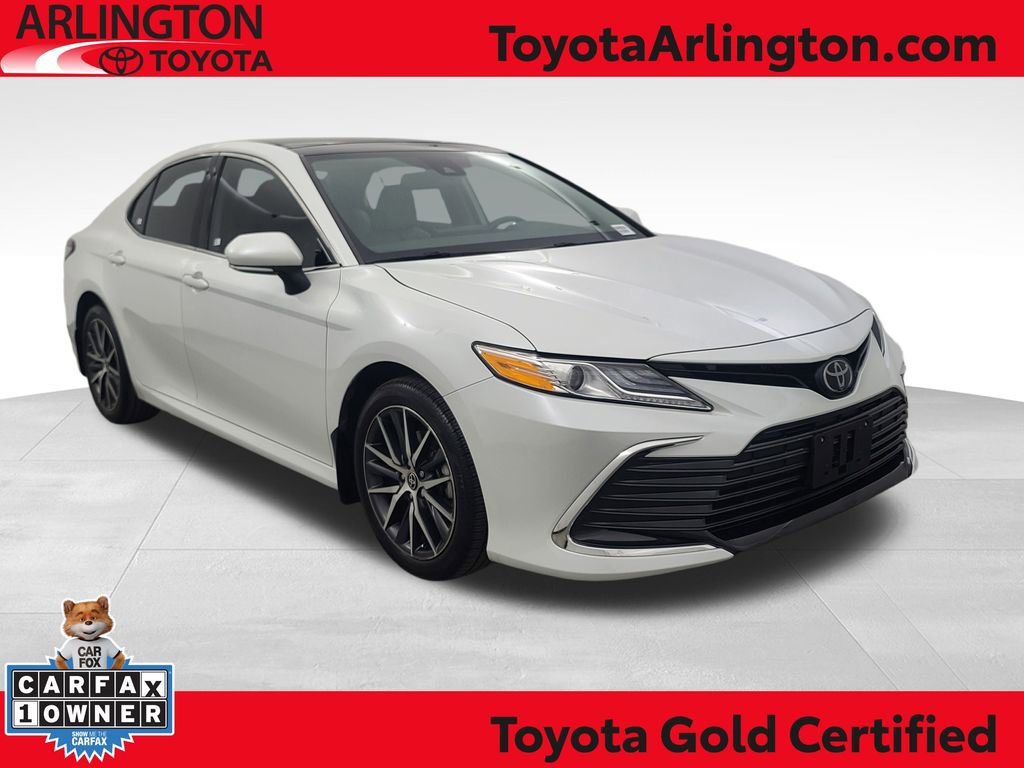 Used 2024 Toyota Camry XLE w/ Cold Weather Package image 1