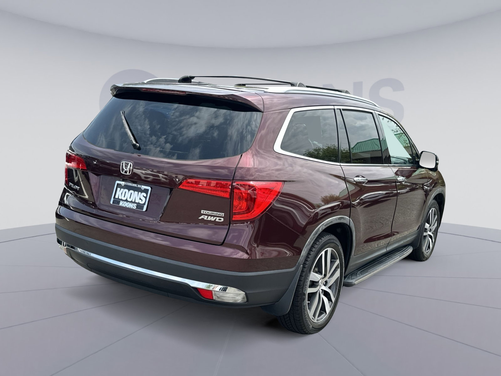 Used 2017 Honda Pilot Touring image 16