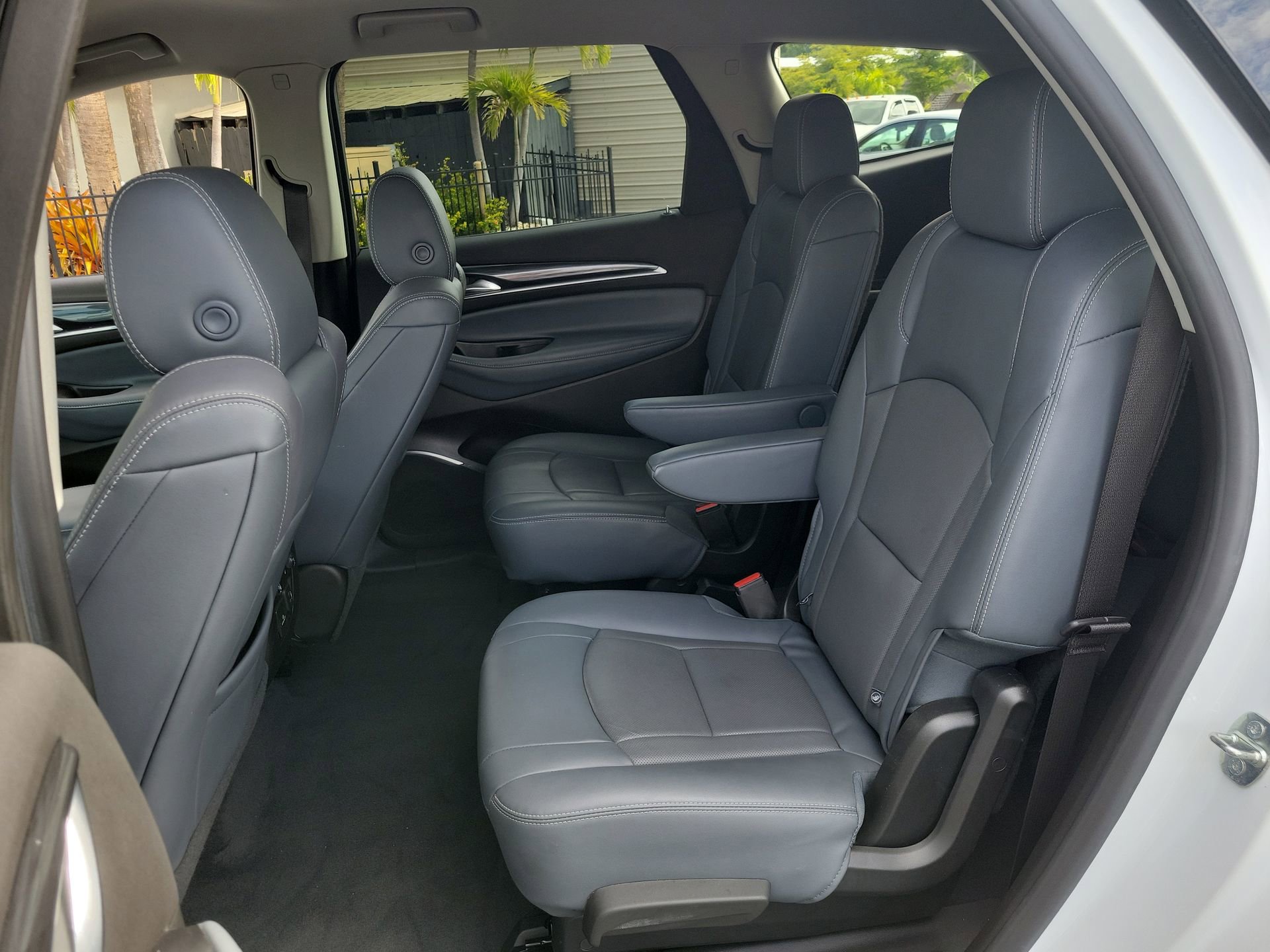 Used 2019 Buick Enclave Premium FWD image 17