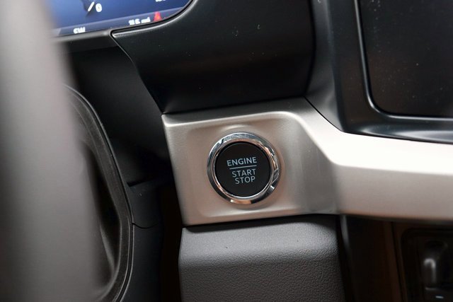 New 2025 Ford F350 XLT w/ Black Appearance Package image 21