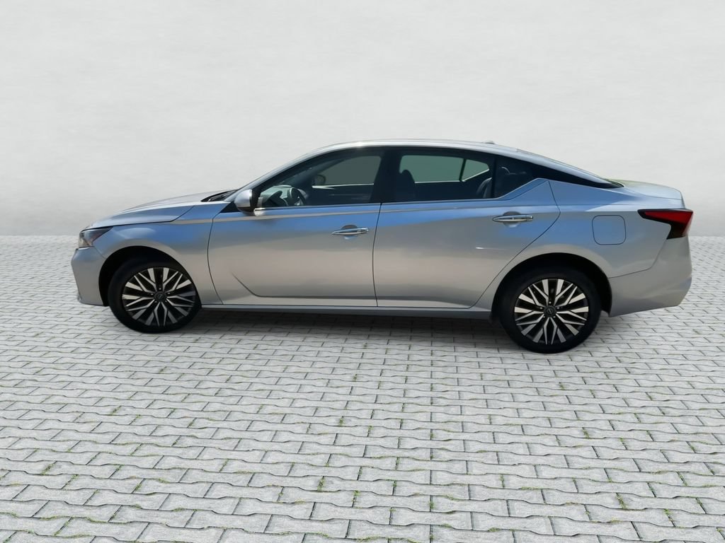 Certified 2023 Nissan Altima 2.5 SV AWD/4WD image 5
