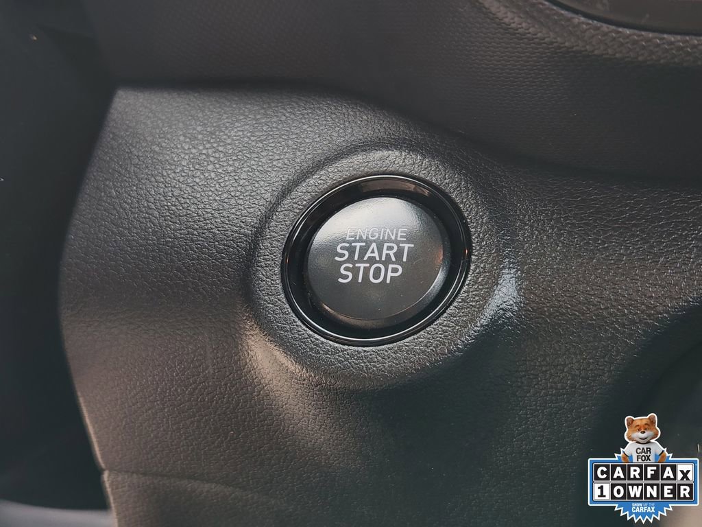 Used 2022 Hyundai Venue Limited w/ Cargo Package image 26