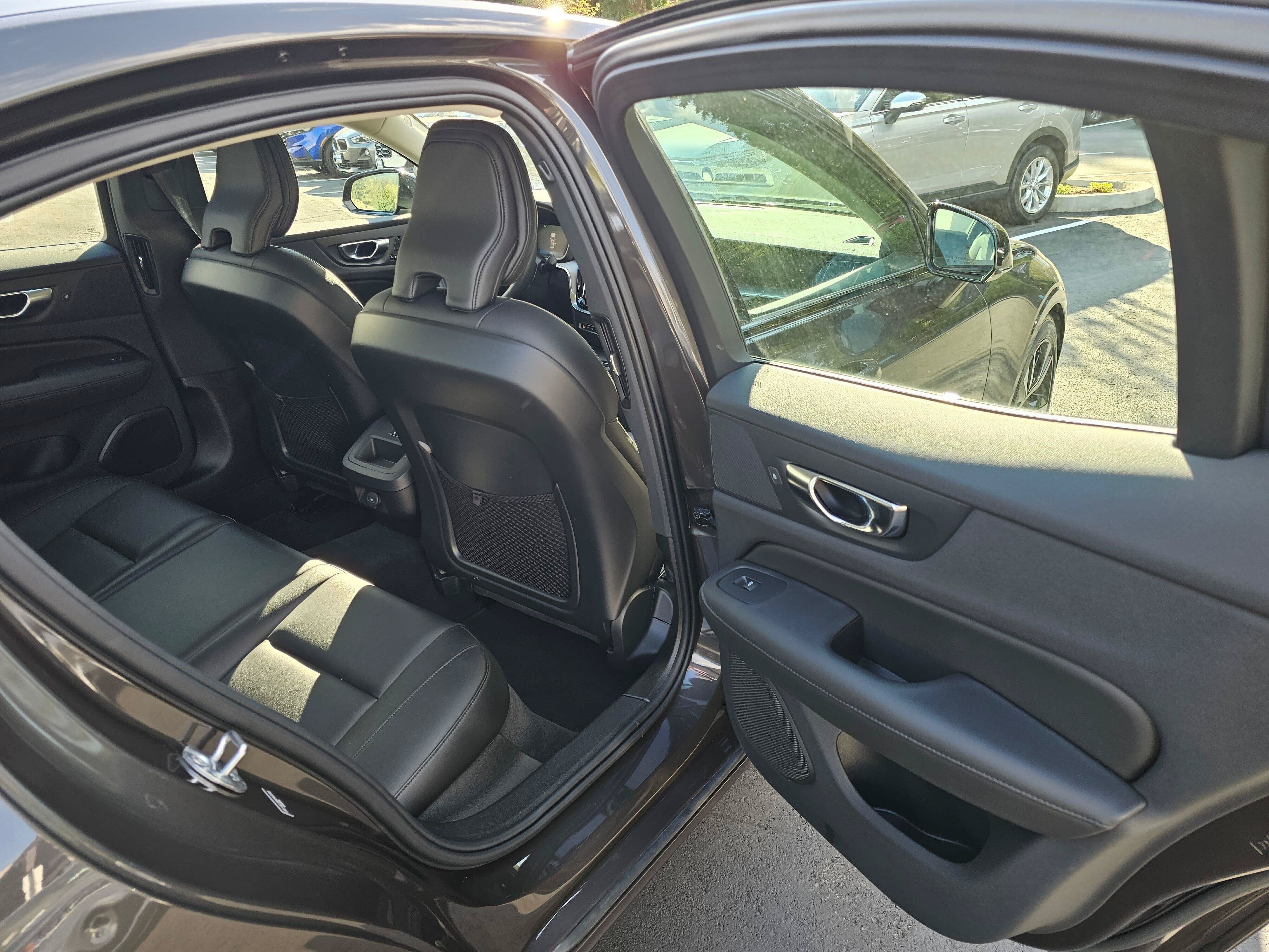 Used 2025 Volvo S60 B5 Core AWD/4WD image 15