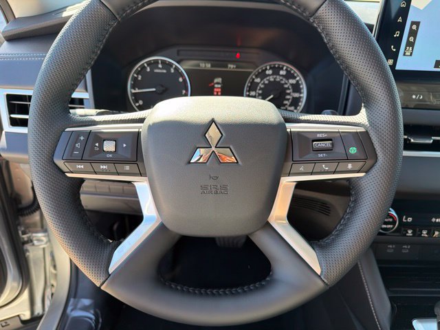 New 2026 Mitsubishi Outlander SE FWD image 32