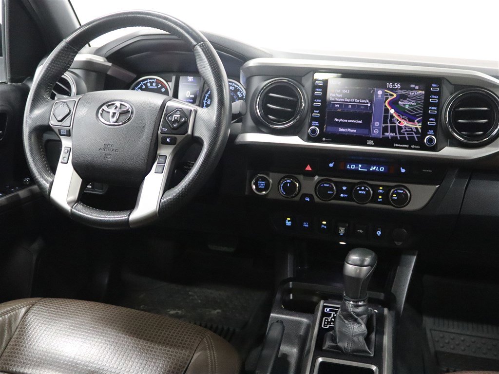 Used 2021 Toyota Tacoma Limited AWD/4WD image 22
