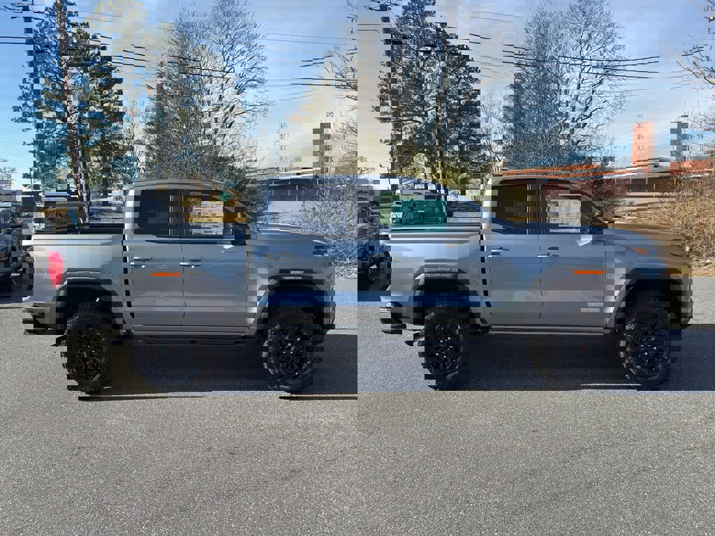 New 2026 GMC Canyon Elevation image 6