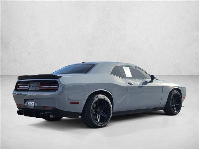 Used 2021 Dodge Challenger SXT w/ Blacktop Package image 5