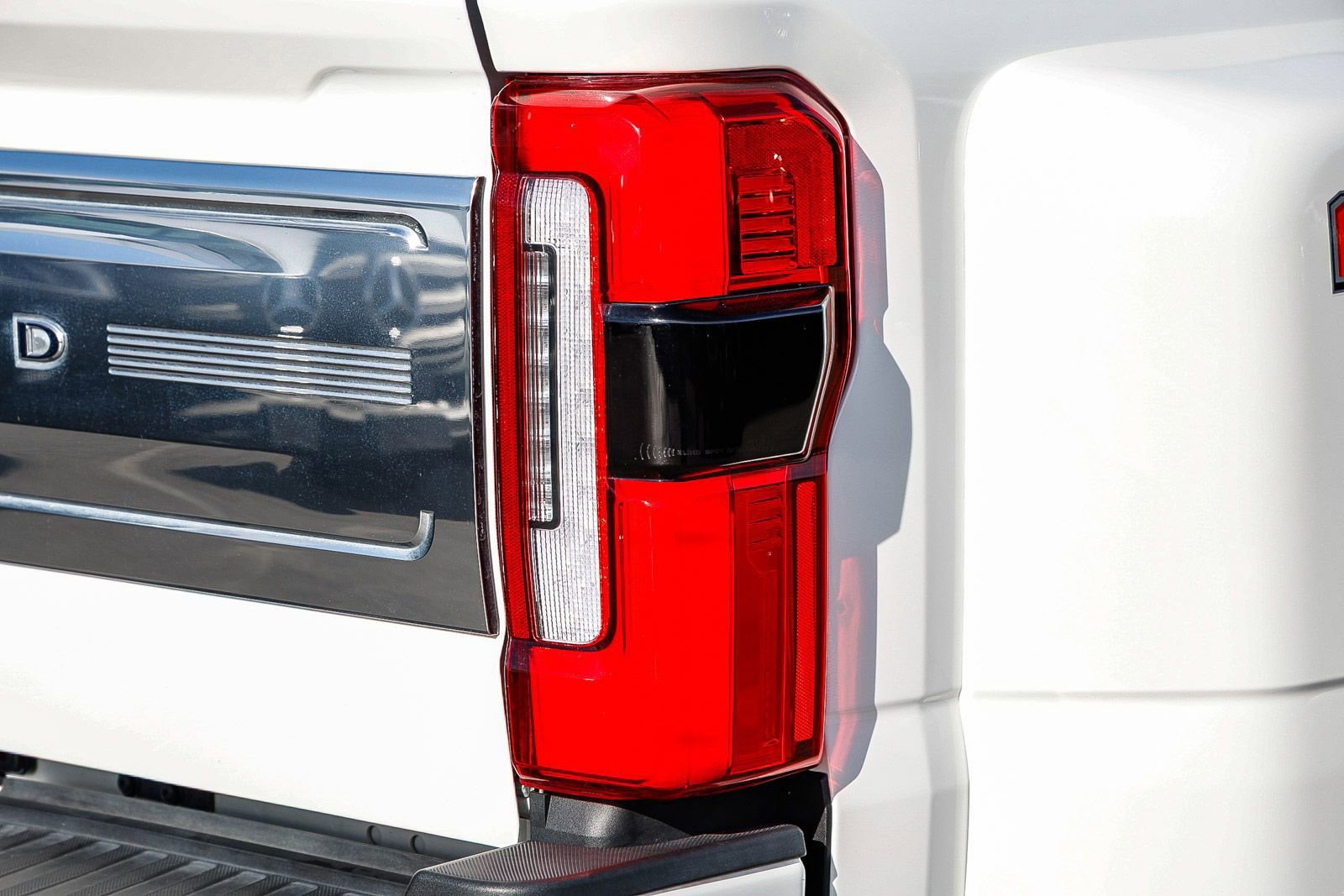 Used 2024 Ford F450 Limited w/ FX4 Off-Road Package image 8