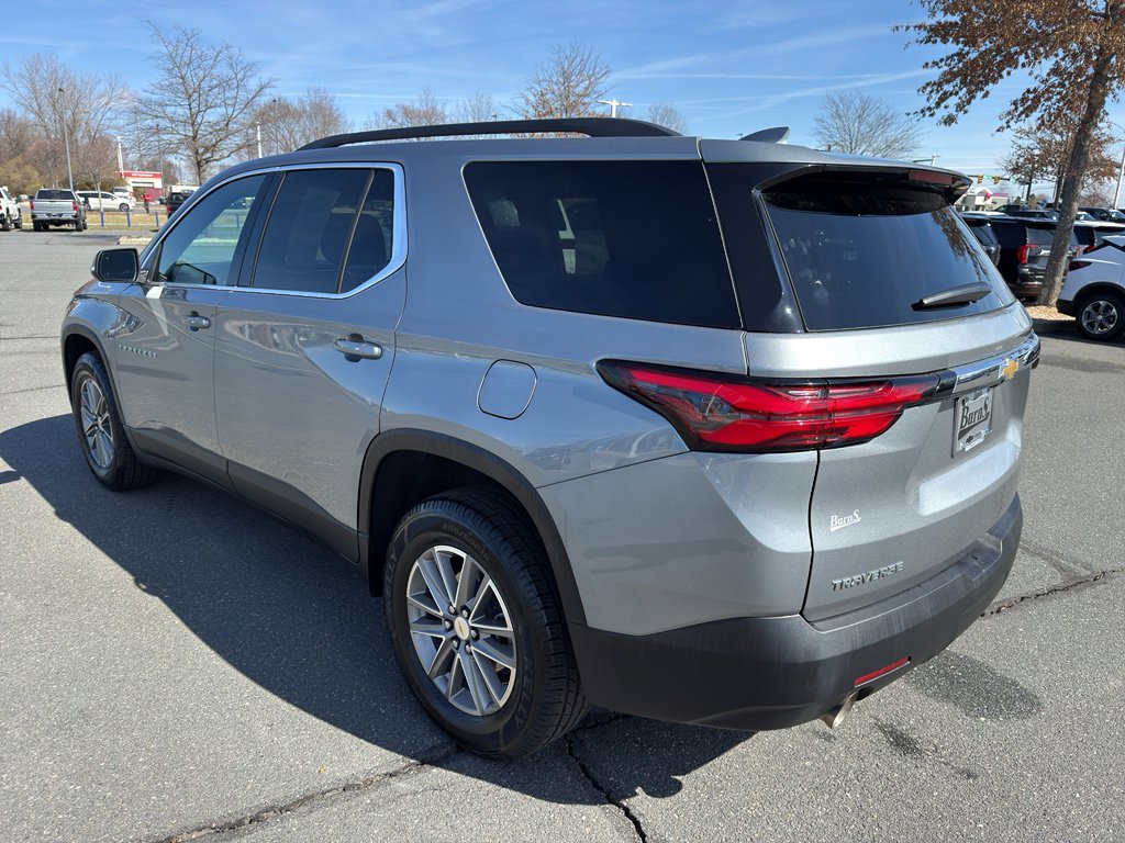 Used 2023 Chevrolet Traverse LT image 5