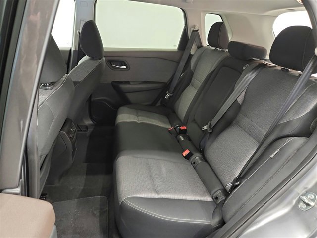 Used 2021 Nissan Rogue SV image 27