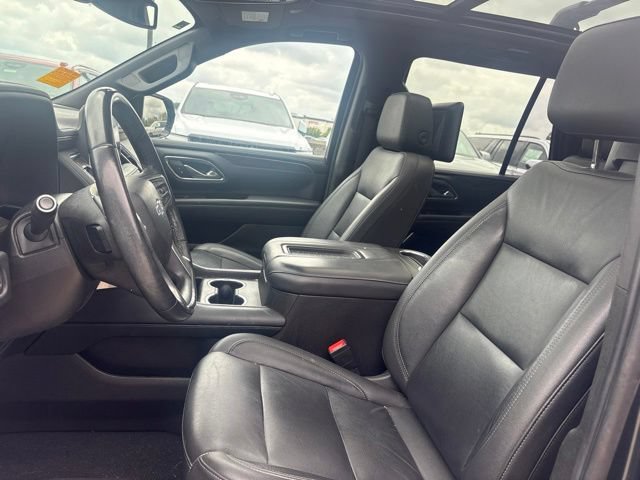 Used 2021 Chevrolet Tahoe Z71 w/ Rear Media and Nav Package AWD/4WD image 3