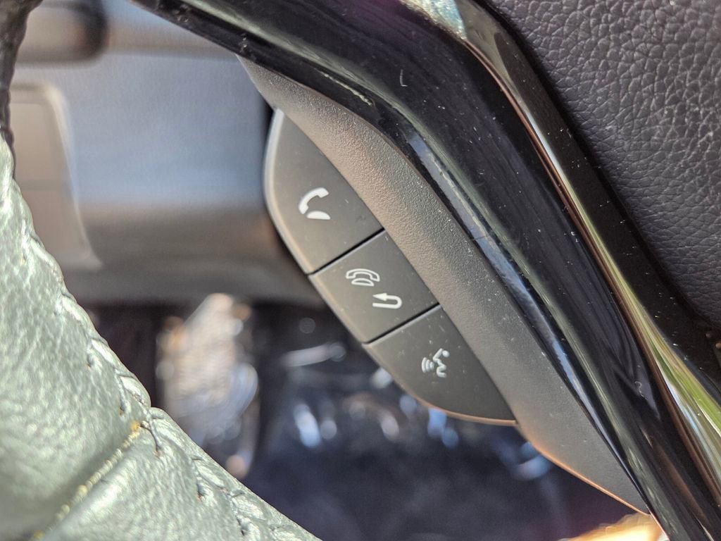 Used 2021 Honda HR-V EX-L image 24