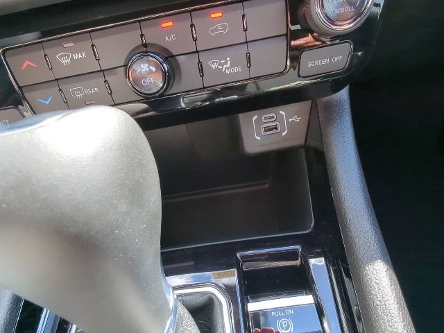 New 2026 Jeep Compass Latitude AWD/4WD image 17