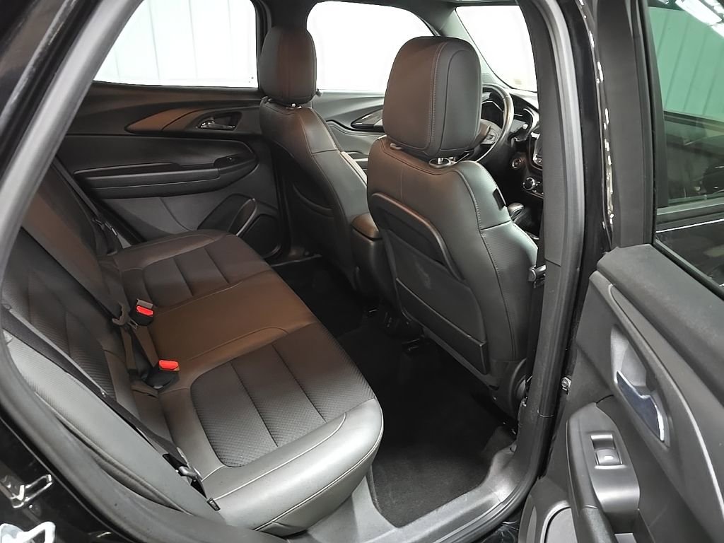 Used 2021 Chevrolet TrailBlazer RS w/ Convenience Package AWD/4WD image 17