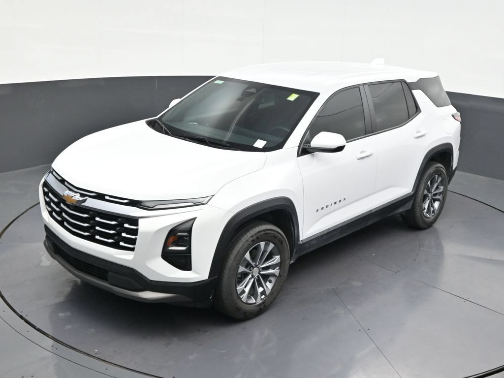 Used 2026 Chevrolet Equinox LT AWD/4WD image 16