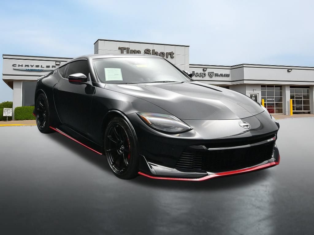 Used 2024 Nissan Z NISMO w/ Floor Mat Package RWD image 7