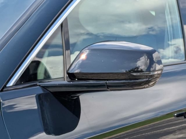 Certified 2024 Cadillac Lyriq Luxury AWD/4WD image 10