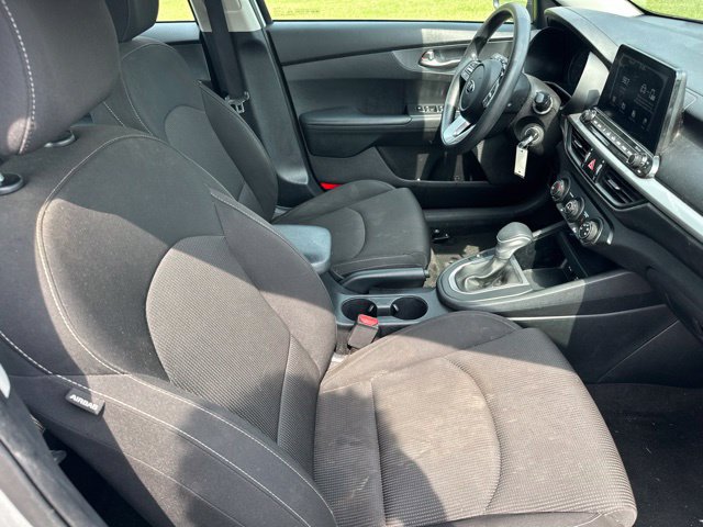 Used 2021 Kia Forte LXS FWD image 24