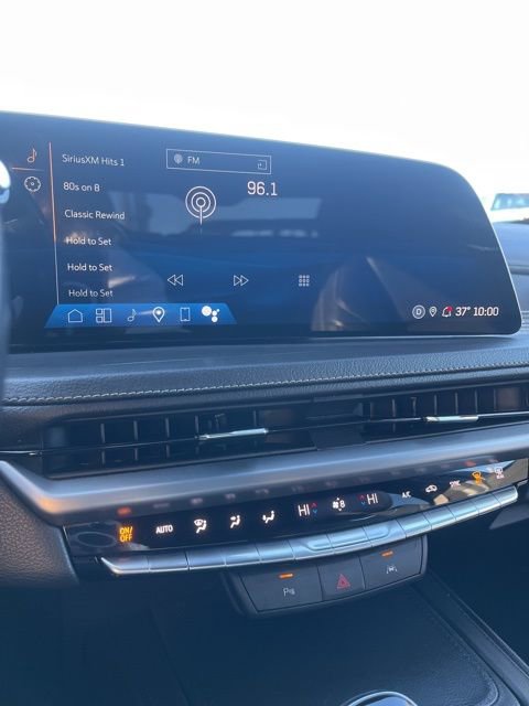 Used 2024 Cadillac XT4 Premium Luxury AWD/4WD image 43