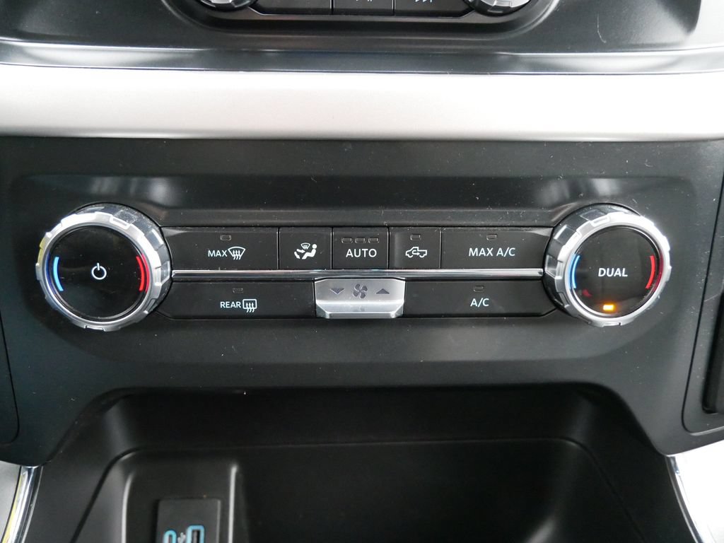 Used 2022 Ford F150 XLT w/ Equipment Group 301A Mid AWD/4WD image 20