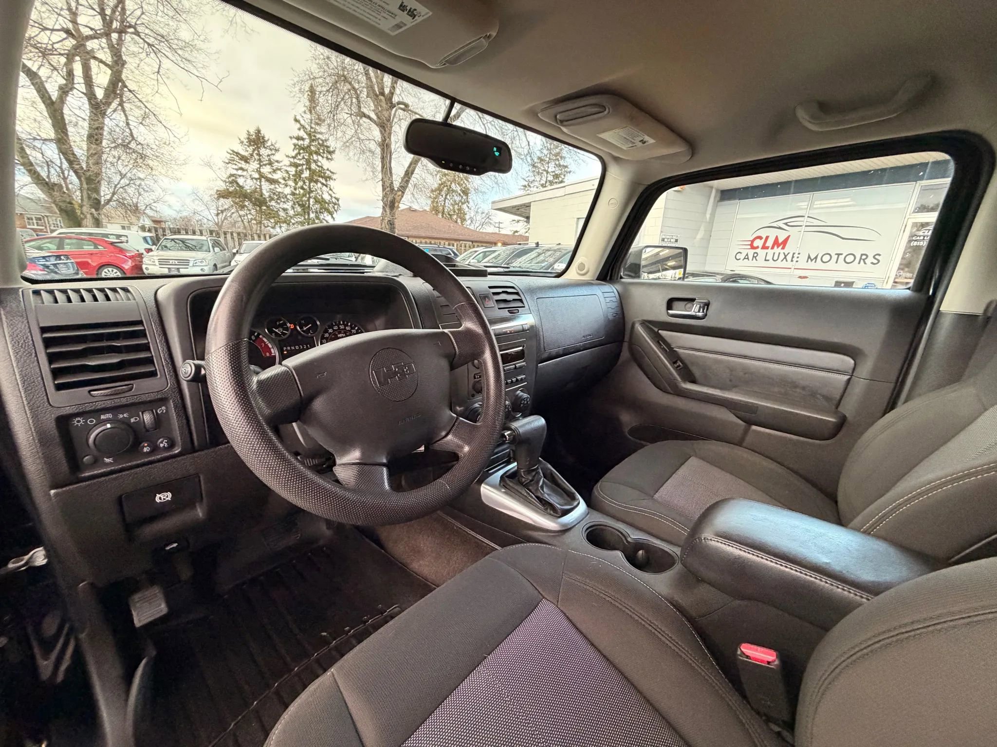 Used 2010 HUMMER H3 AWD/4WD image 9