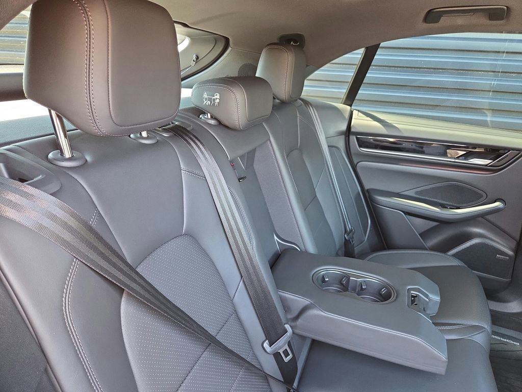 Certified 2025 Porsche Macan 4S Electric image 21