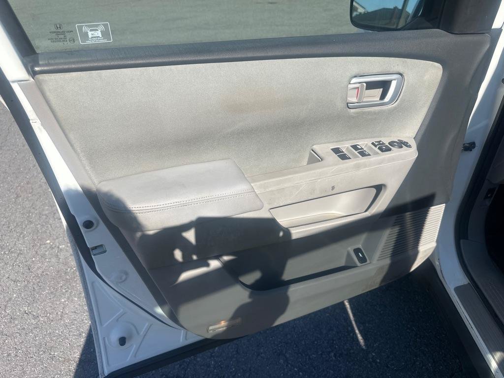 Used 2014 Honda Pilot LX image 19