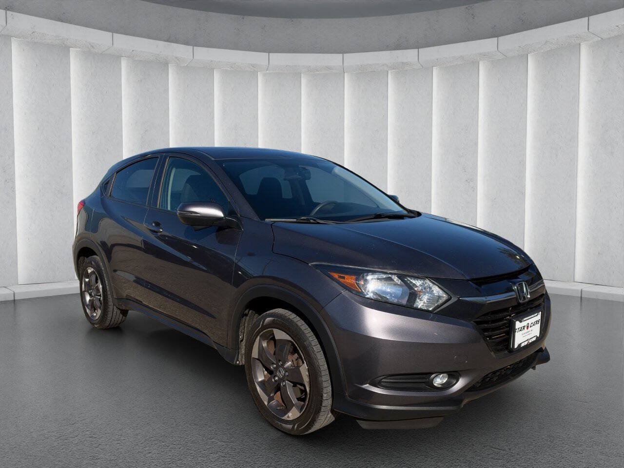 Used 2018 Honda HR-V EX image 7