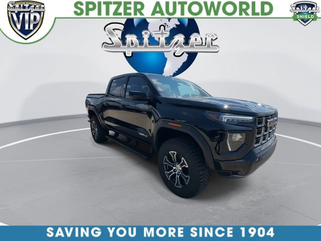 Used 2024 GMC Canyon AT4 AWD/4WD image 2