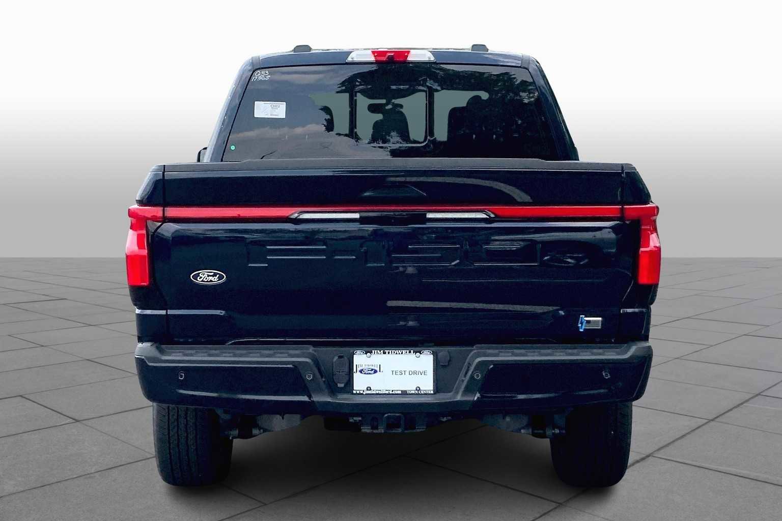 New 2025 Ford F150 Lightning Lariat image 4