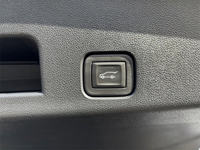 Used 2024 GMC Acadia Elevation image 44