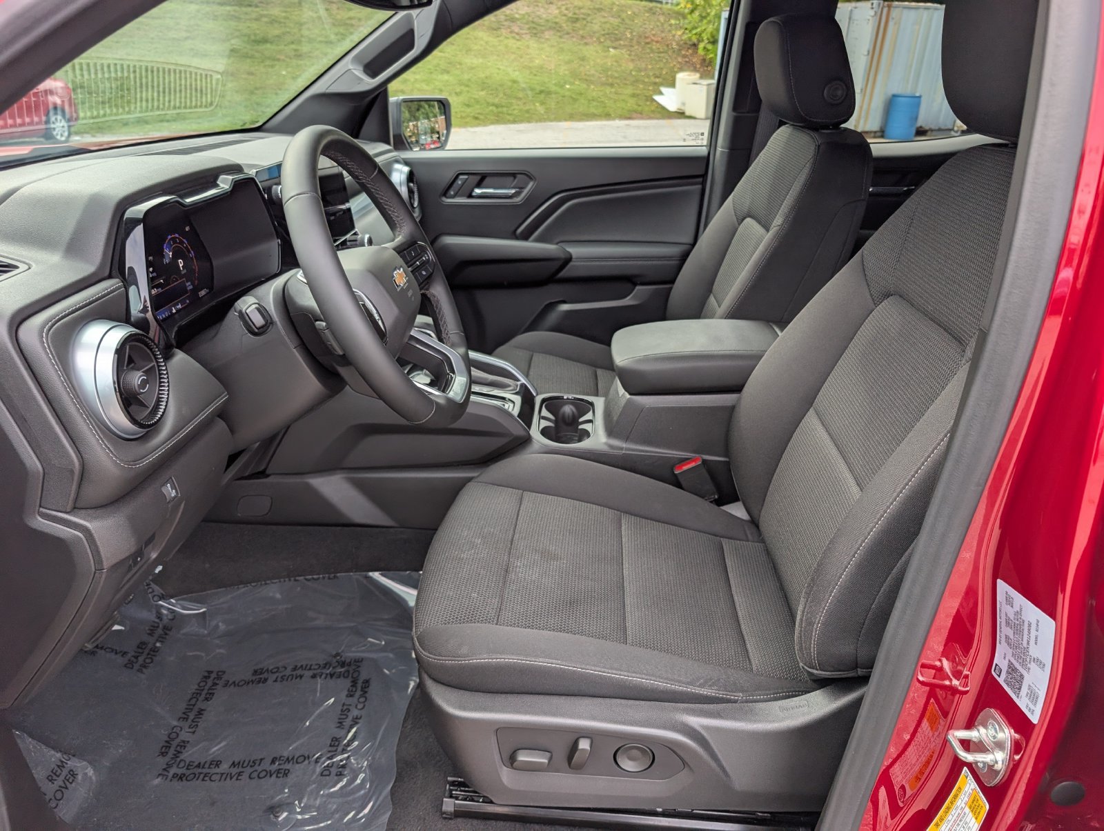 Used 2024 Chevrolet Colorado LT w/ LT Convenience Package II AWD/4WD image 16