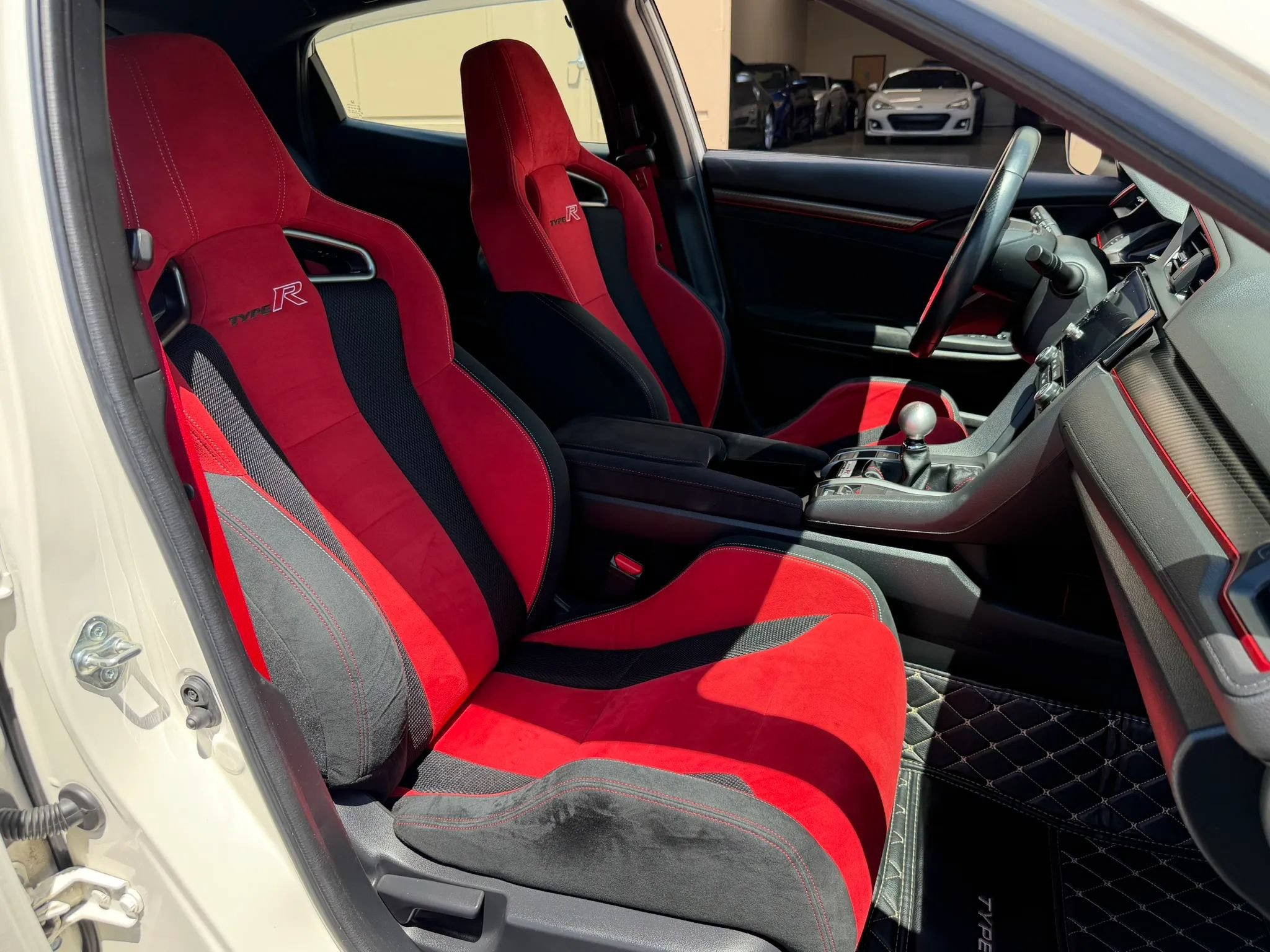 Used 2019 Honda Civic Type R image 15
