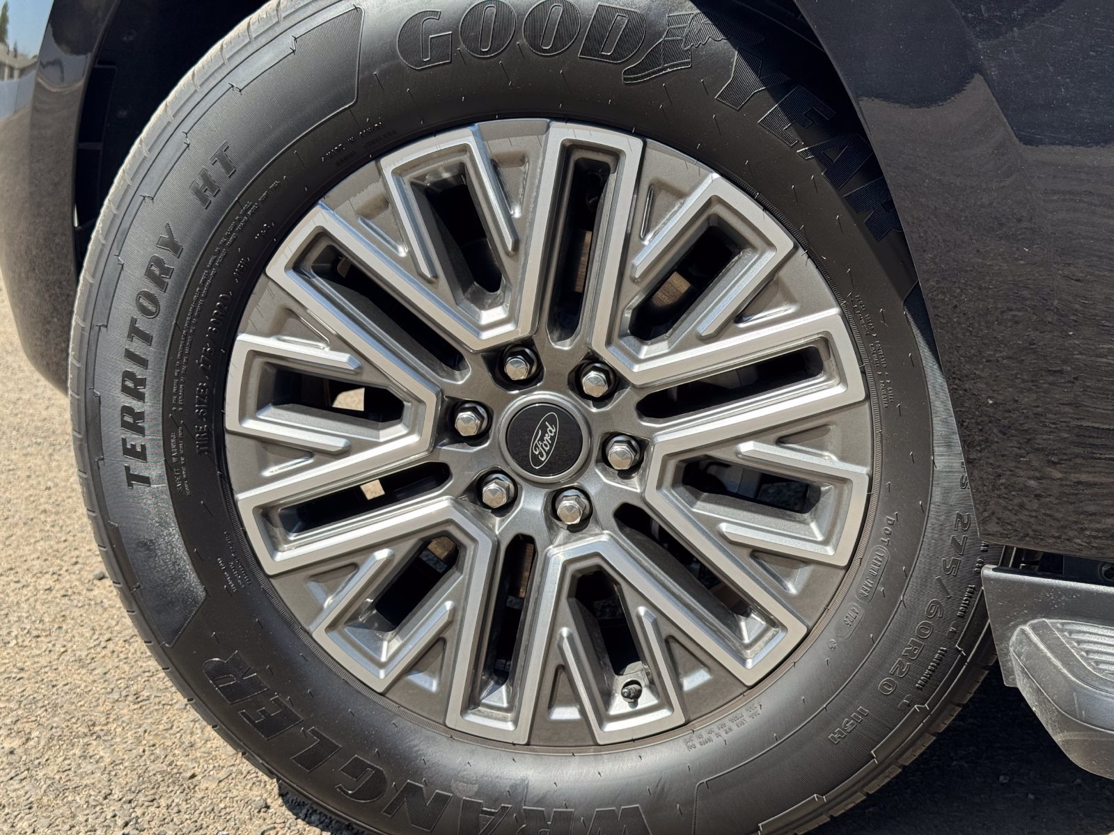 Used 2026 Ford Expedition Platinum AWD/4WD image 6