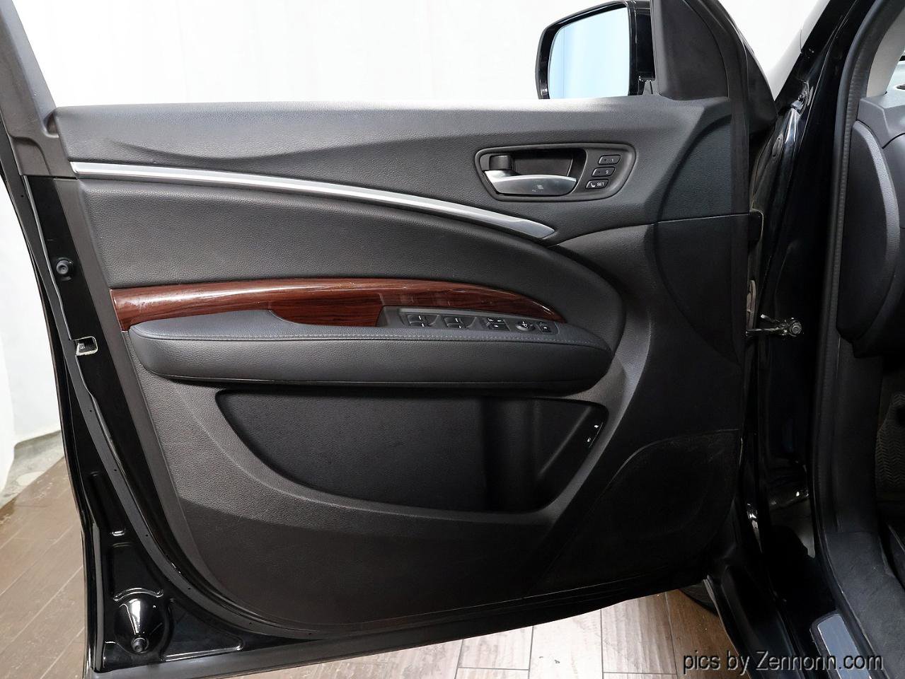 Used 2015 Acura MDX SH-AWD image 25
