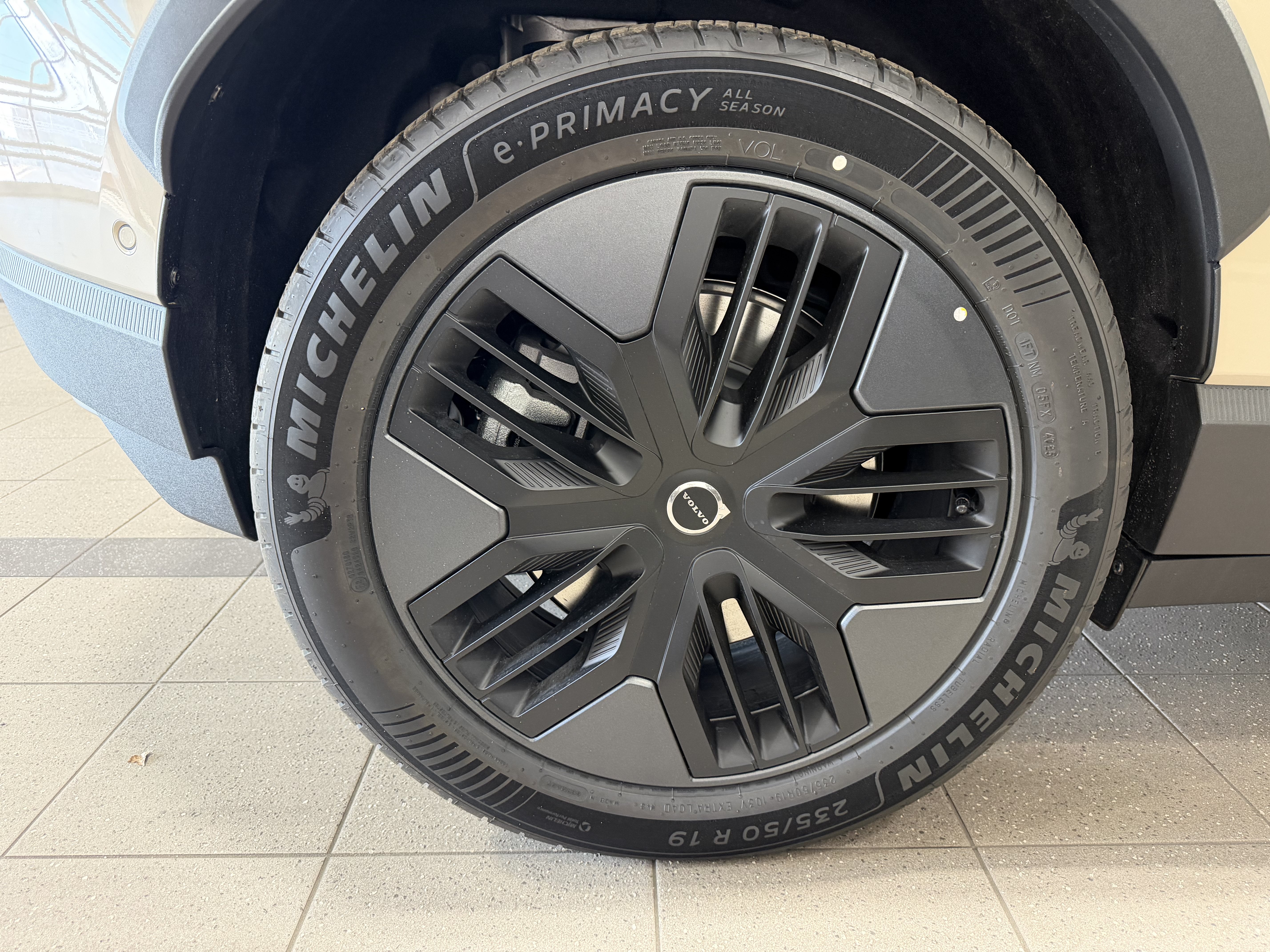 New 2026 Volvo EX30 Cross Country Ultra w/ Protection Package Premier AWD/4WD image 10