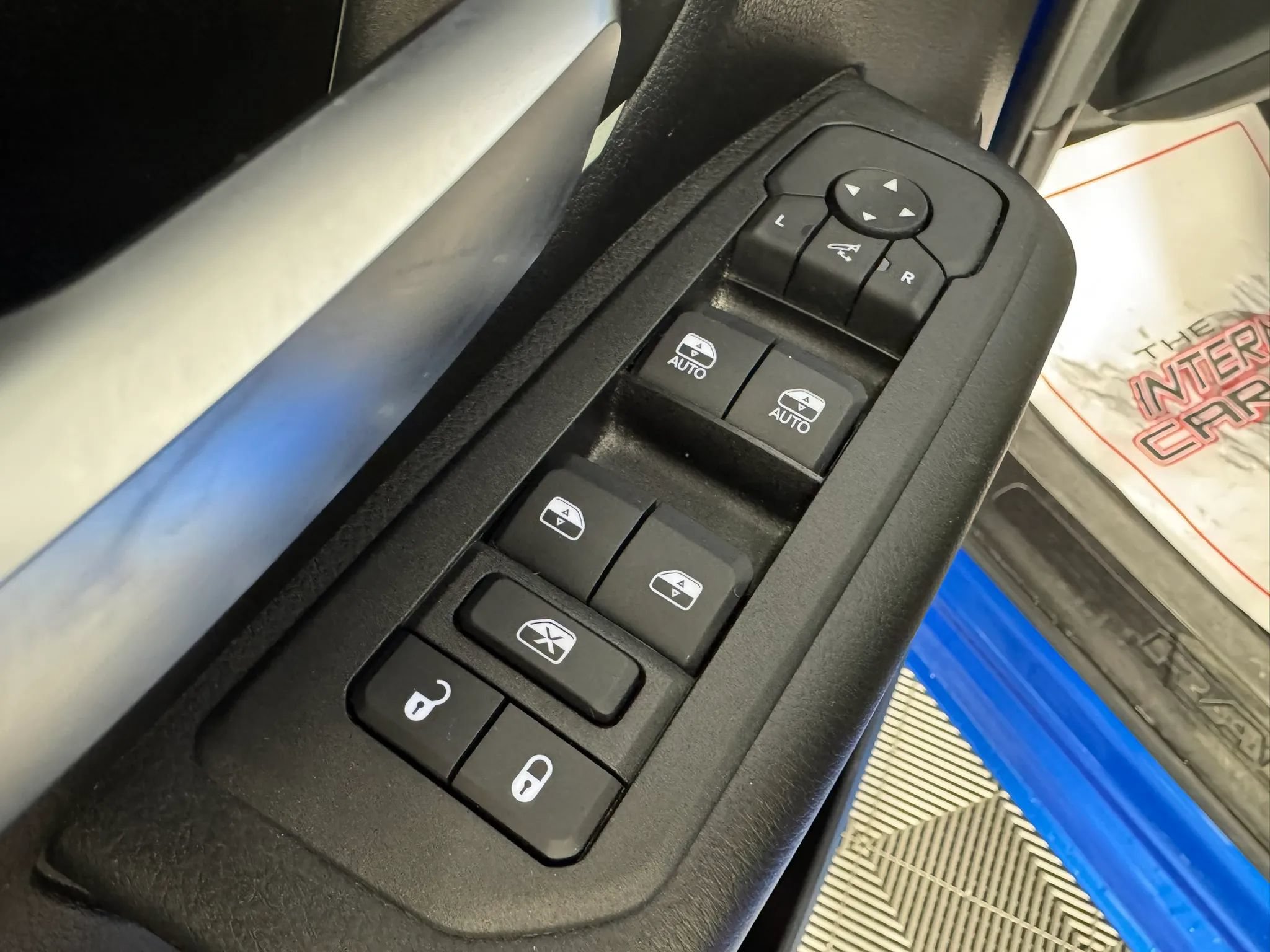 Used 2025 RAM 1500 Big Horn AWD/4WD image 37