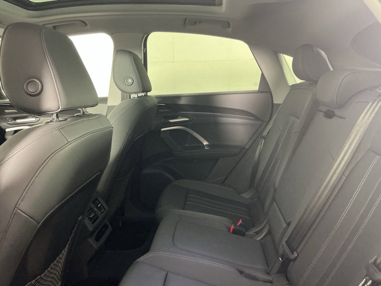 Used 2025 Audi Q5 Premium Plus w/ Premium Plus AWD/4WD image 15