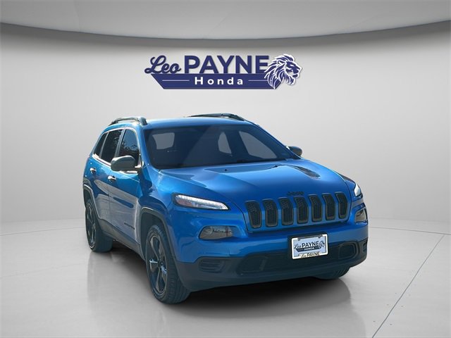 Used 2017 Jeep Cherokee Sport w/ Cold Weather Group