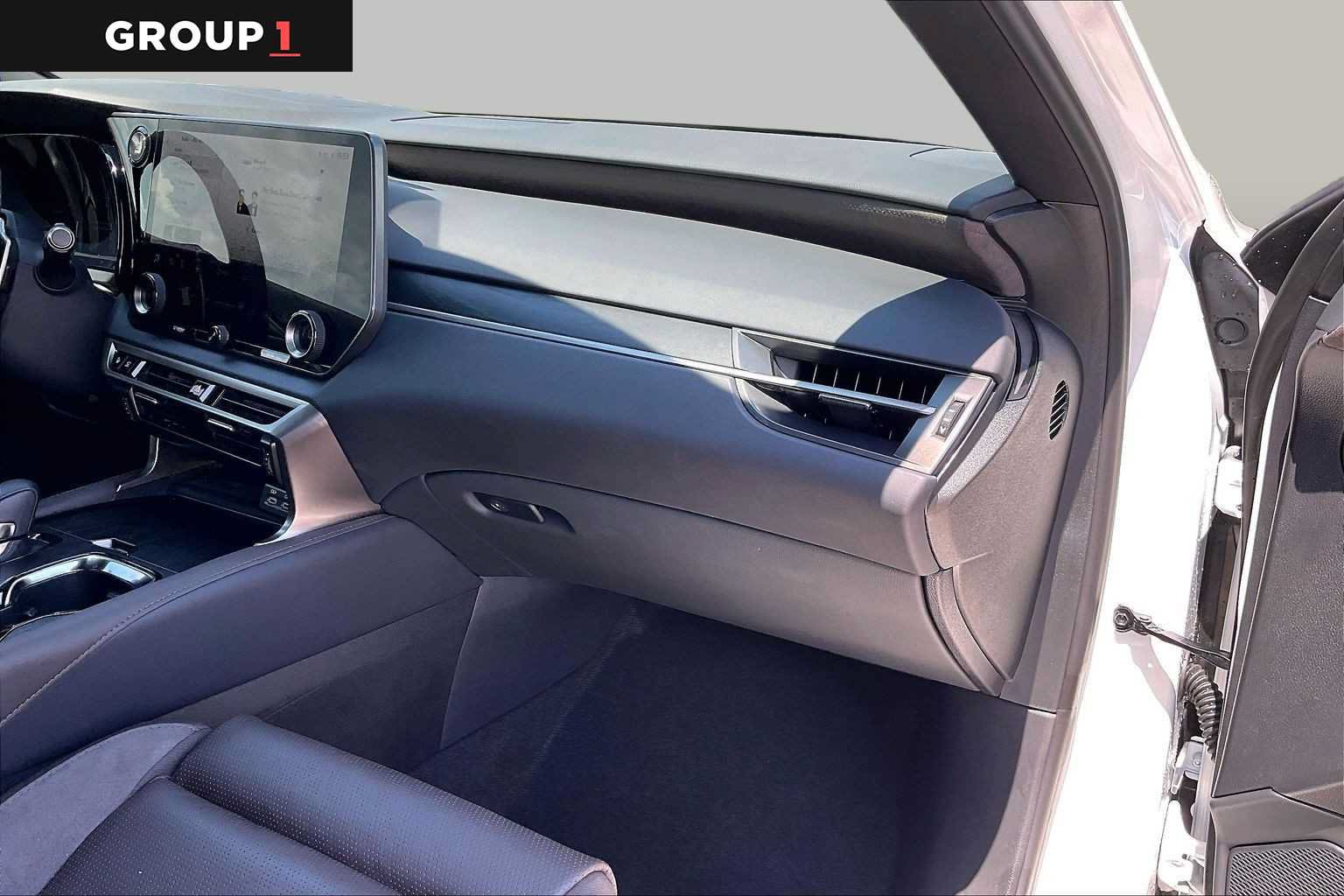 Certified 2025 Lexus RX 350 FWD w/ Convenience Package image 16