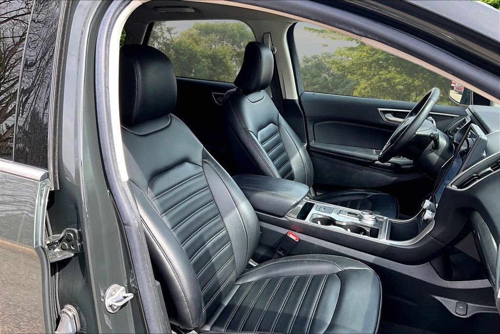 Used 2023 Ford Edge SEL image 7
