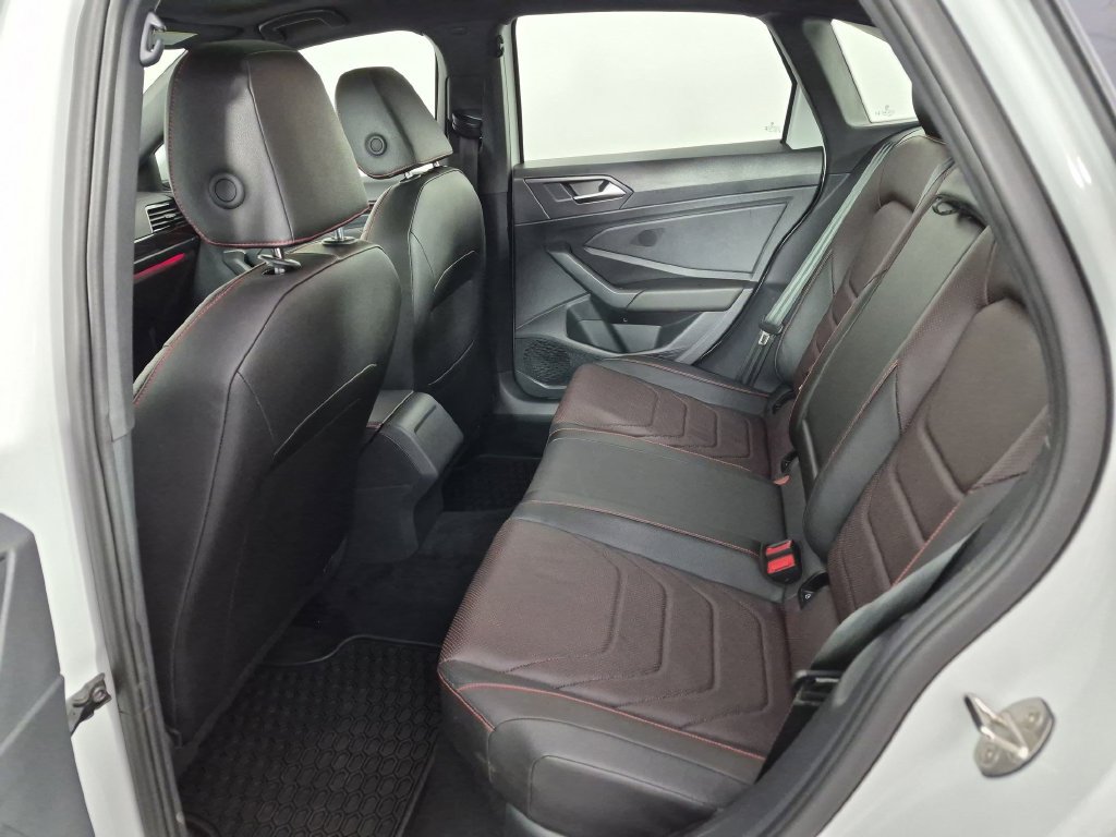 Used 2024 Volkswagen Jetta GLI Autobahn FWD image 28