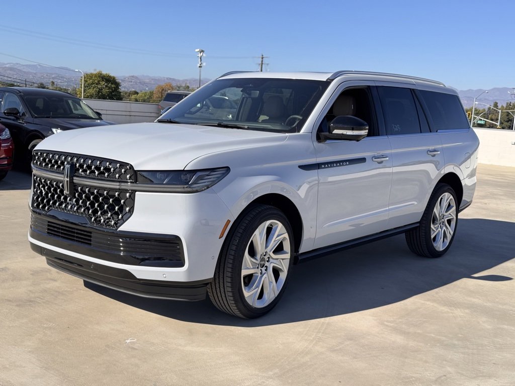New 2025 Lincoln Navigator Black Label image 7