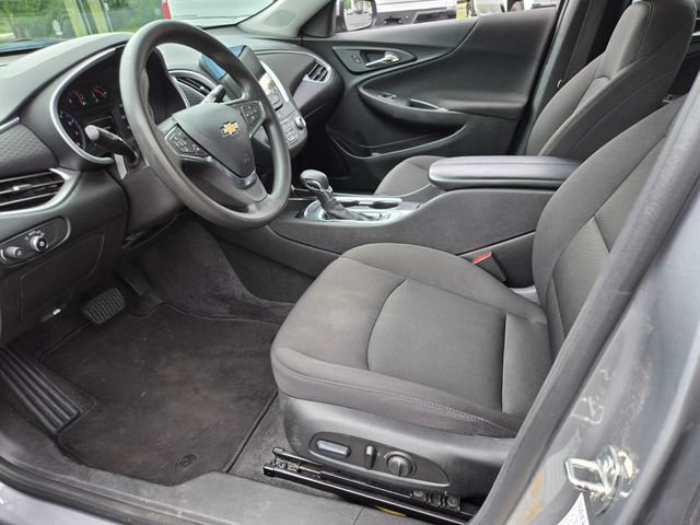 Used 2023 Chevrolet Malibu LT FWD image 9