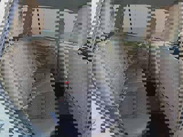 Used 2004 Toyota RAV4 4d SUV FWD AT image 20