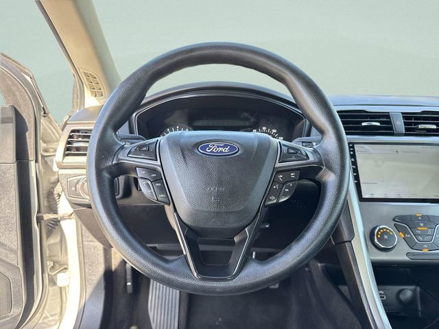 Used 2019 Ford Fusion S image 40