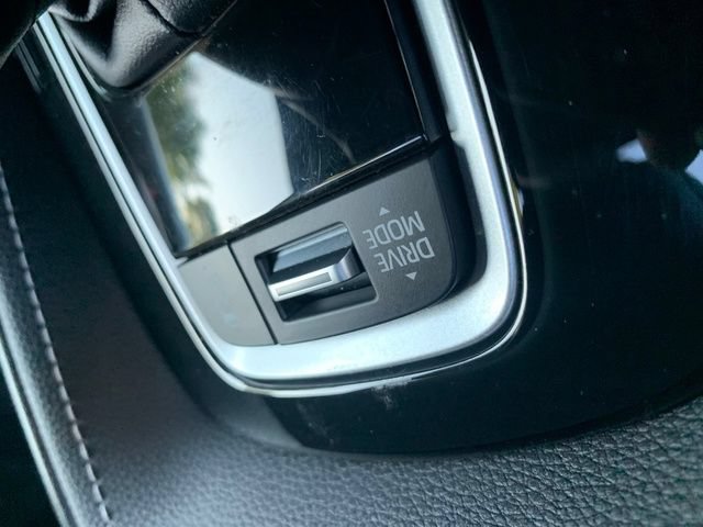 Used 2025 Toyota Corolla SE FWD image 25