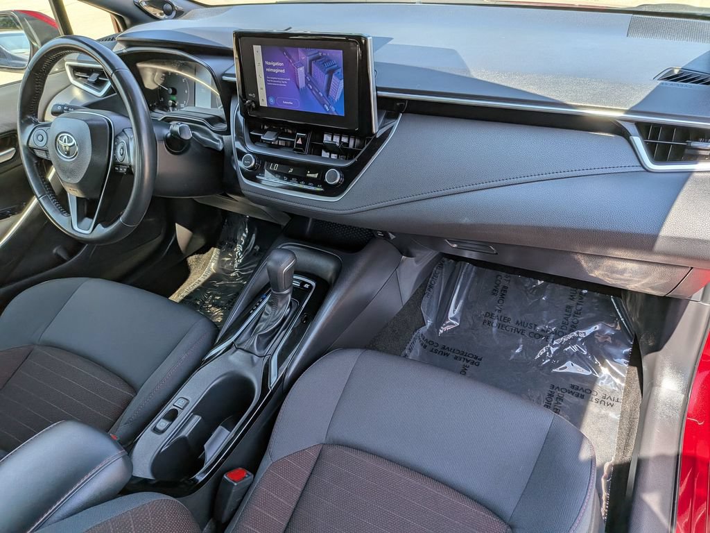 Used 2023 Toyota Corolla SE w/ SE Package FWD image 31