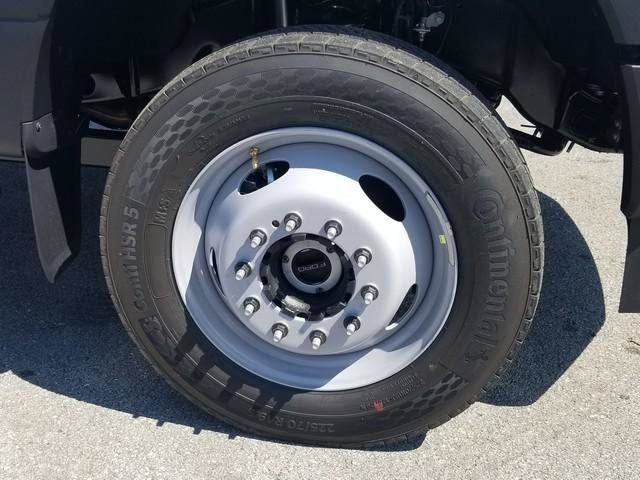 New 2026 Ford F550 4x4 Regular Cab Super Duty image 28