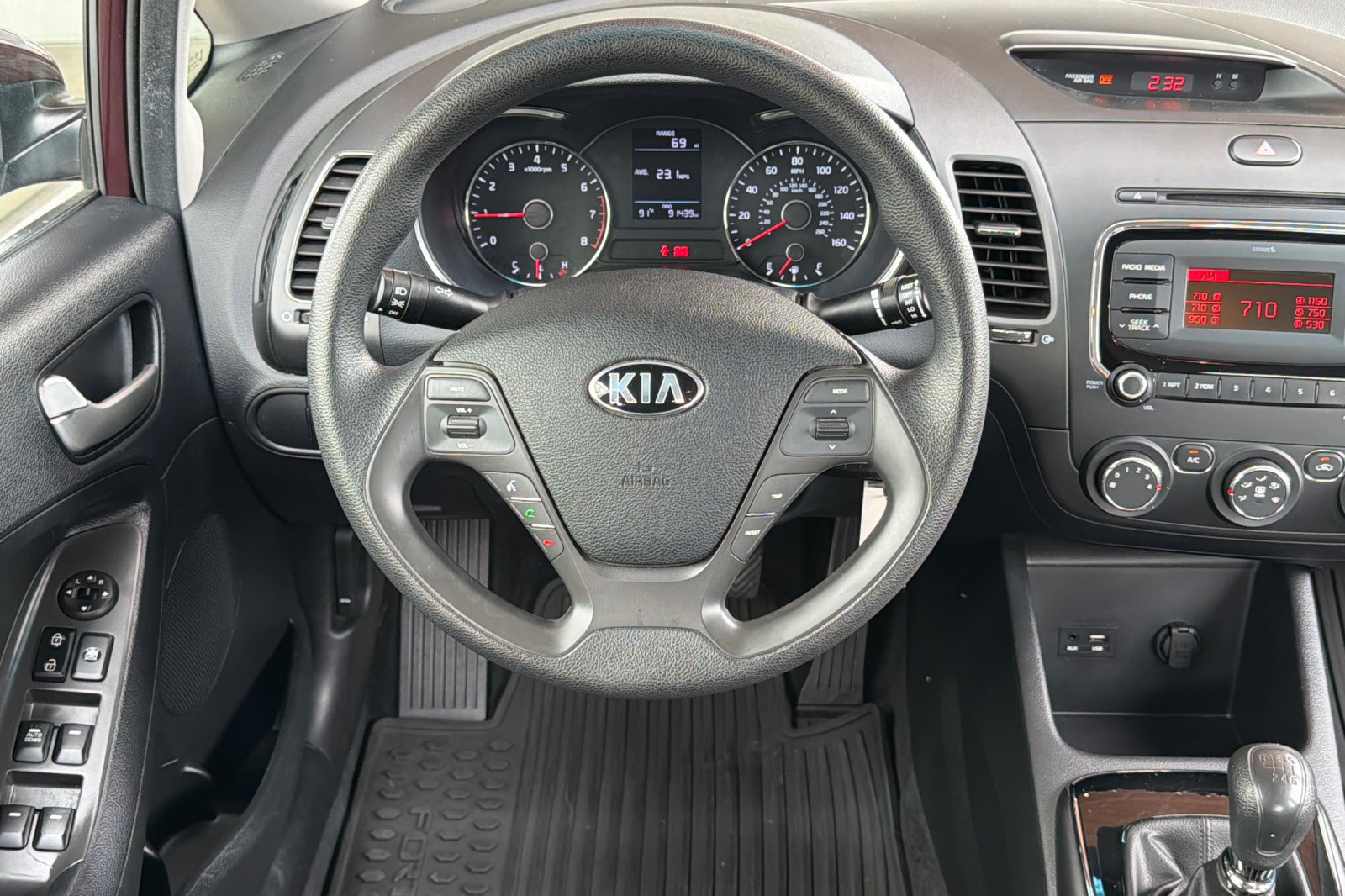 Used 2018 Kia Forte LX FWD image 16